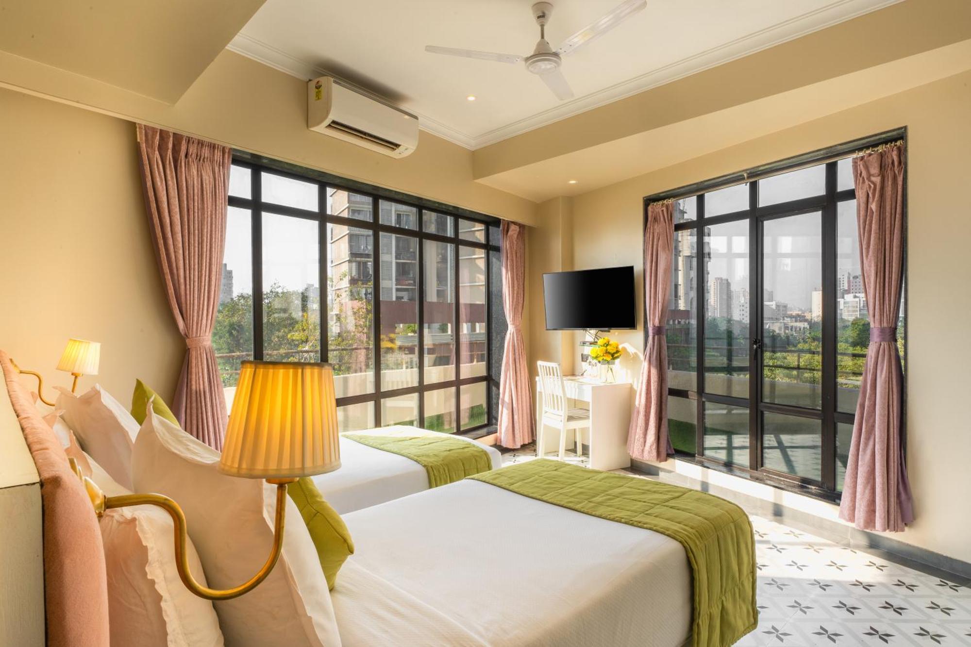 Arnna Hotel - Goregaon Mumbai Dış mekan fotoğraf