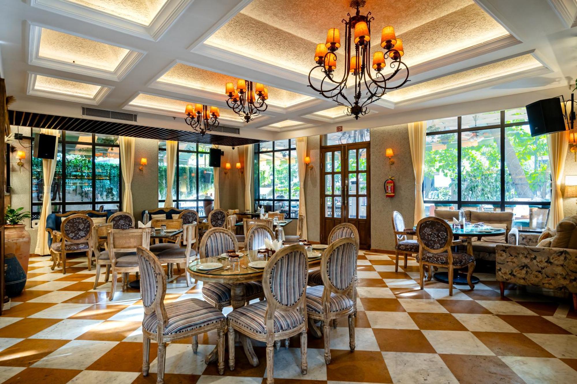 Arnna Hotel - Goregaon Mumbai Dış mekan fotoğraf